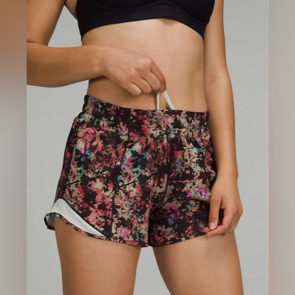 Lululemon Hotty Hot Low-Rise Lined Stencil Blossom Red Multi / Sheer Blue - Picture 2 of 9